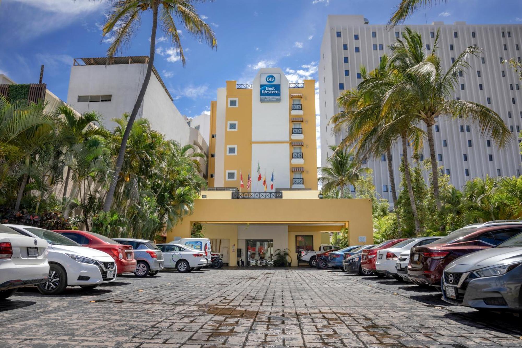 Best Western Hotel Posada Freeman Zona Dorada Mazatlán Extérieur photo