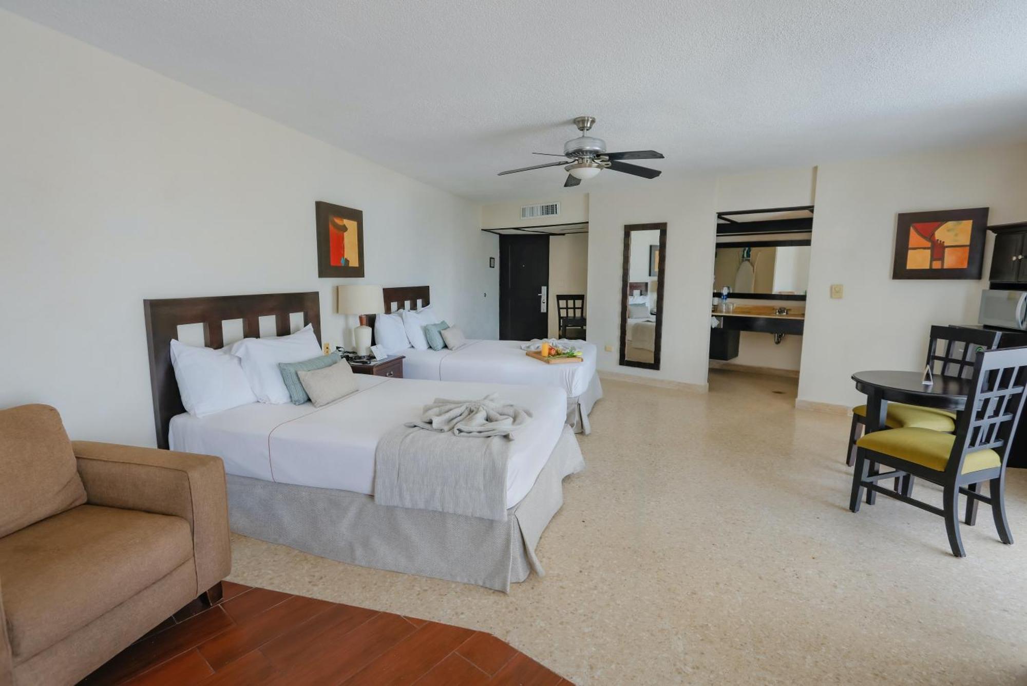 Best Western Hotel Posada Freeman Zona Dorada Mazatlán Extérieur photo