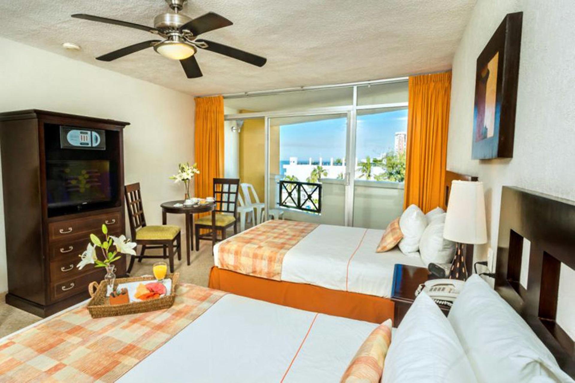 Best Western Hotel Posada Freeman Zona Dorada Mazatlán Extérieur photo
